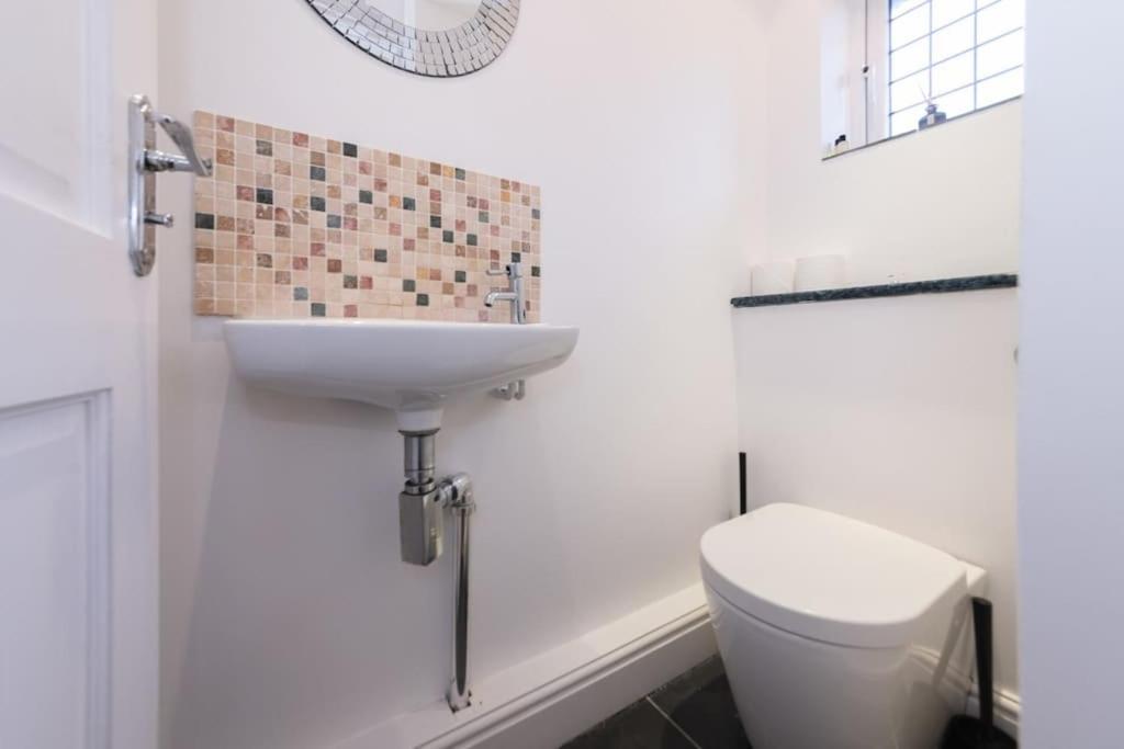 Ratby House - Spacious 3 Bed With Garden & Parking Earley Eksteriør billede